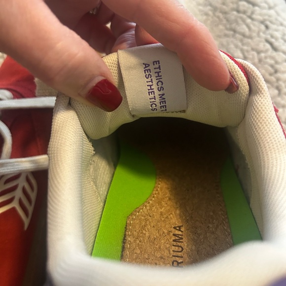 Cariuma Red suede Sneakers with White Accents - Picture 7 of 9